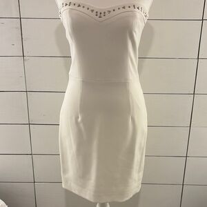 Zara White Embellished Sweetheart Sheath Dress